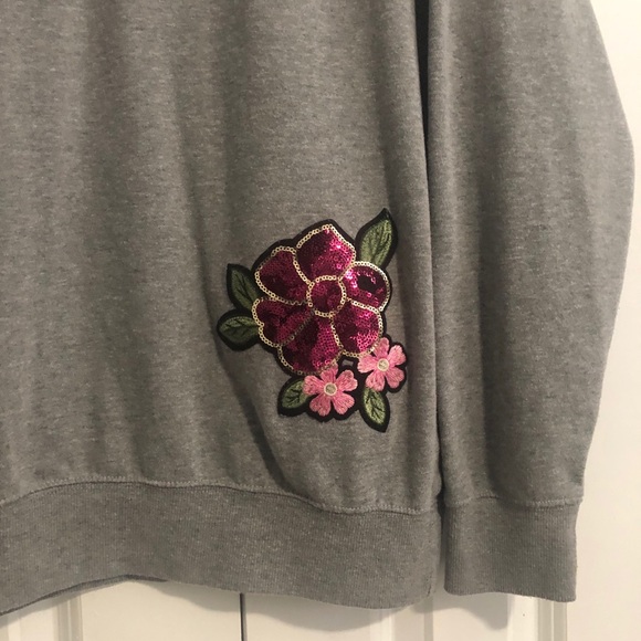 Ultra Flirt Sweatshirt Sequin Flowers - Picture 3 of 10